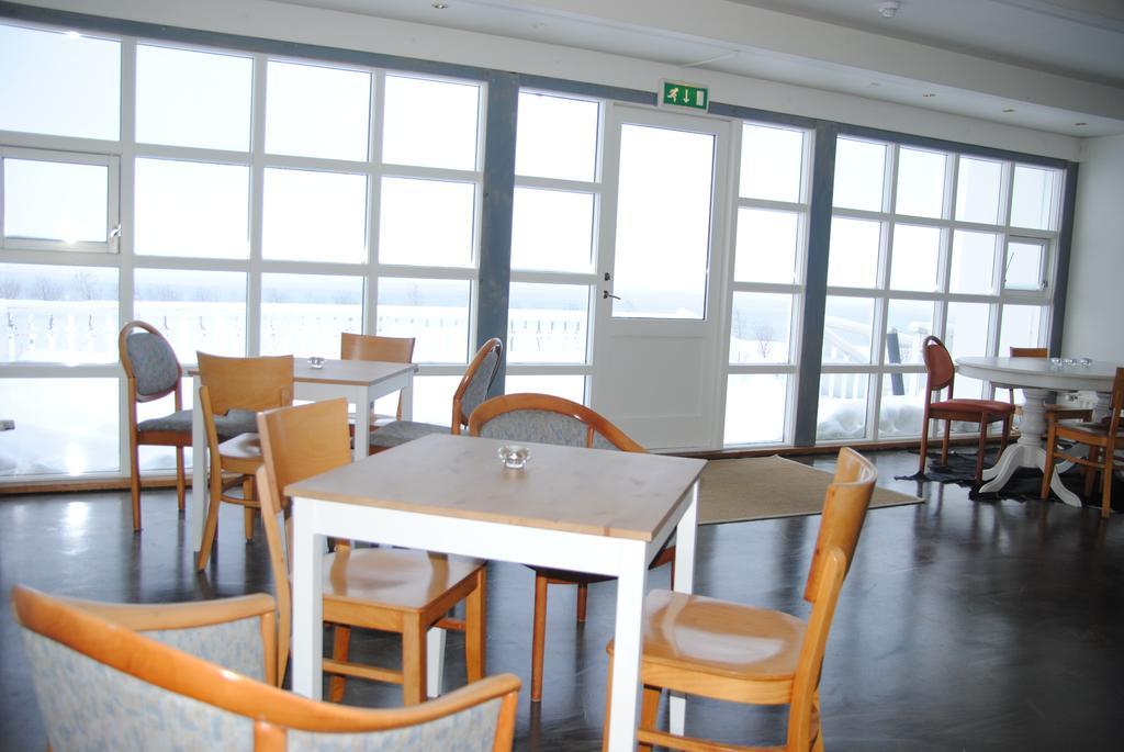 Hotel Sveinbjarnargerdi Svalbarthseyri ภายนอก รูปภาพ