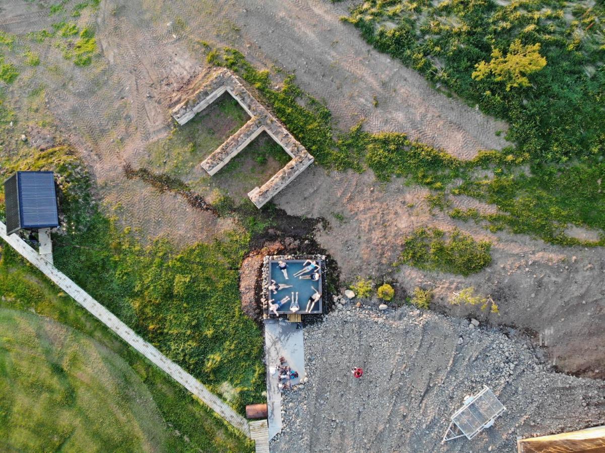 Hotel Sveinbjarnargerdi Svalbarthseyri ภายนอก รูปภาพ