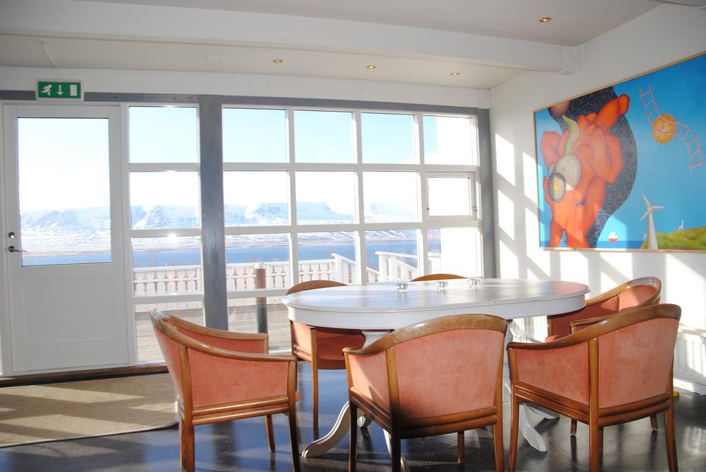 Hotel Sveinbjarnargerdi Svalbarthseyri ภายนอก รูปภาพ