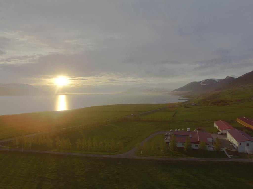 Hotel Sveinbjarnargerdi Svalbarthseyri ภายนอก รูปภาพ