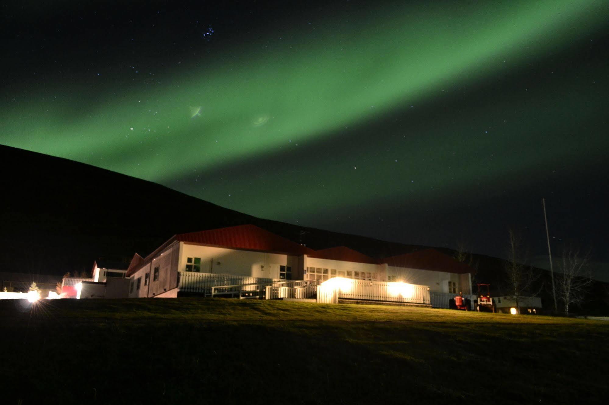Hotel Sveinbjarnargerdi Svalbarthseyri ภายนอก รูปภาพ