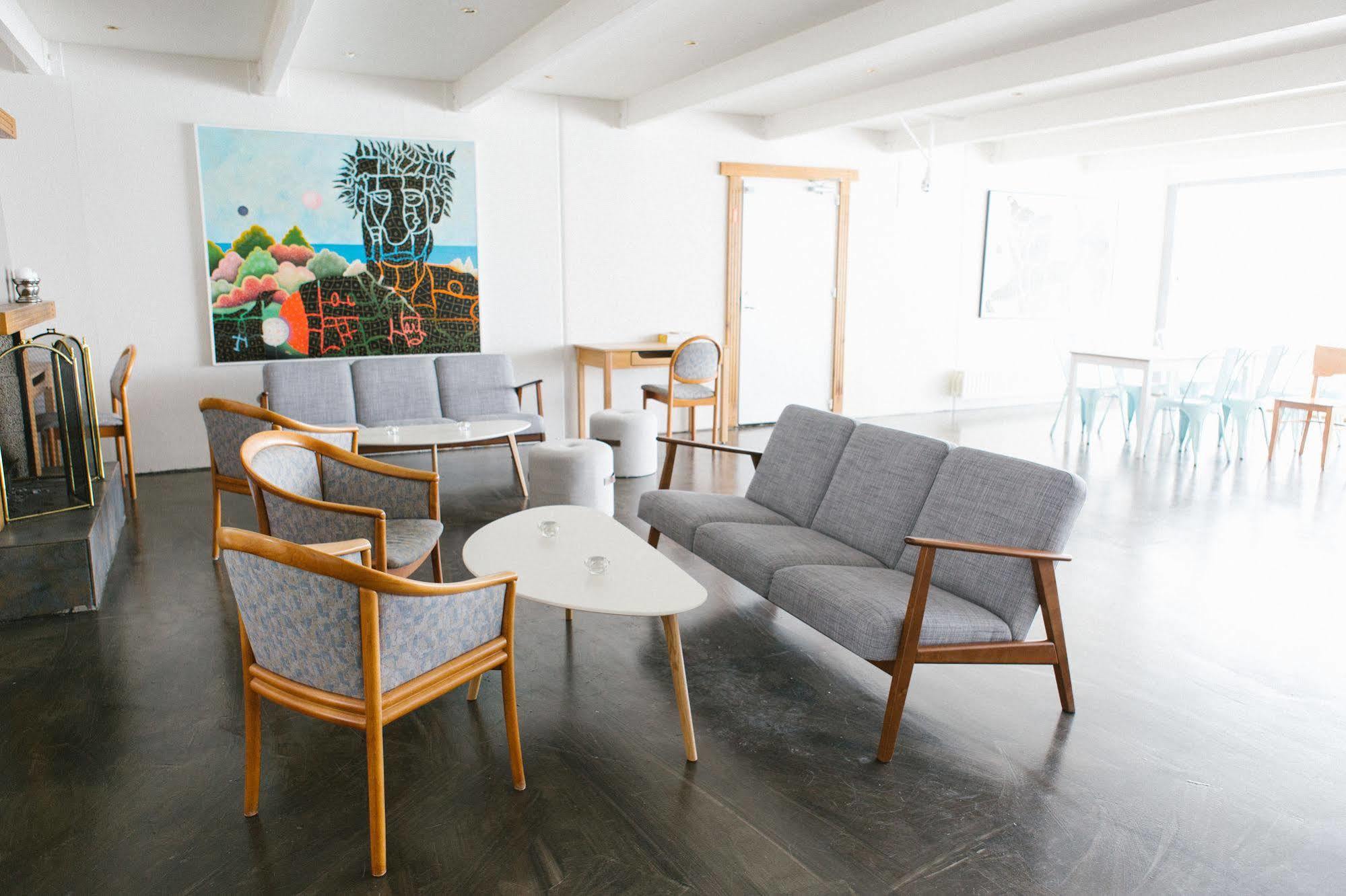 Hotel Sveinbjarnargerdi Svalbarthseyri ภายนอก รูปภาพ