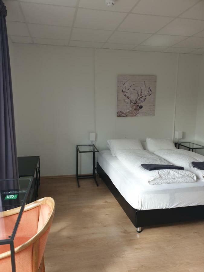 Hotel Sveinbjarnargerdi Svalbarthseyri ภายนอก รูปภาพ